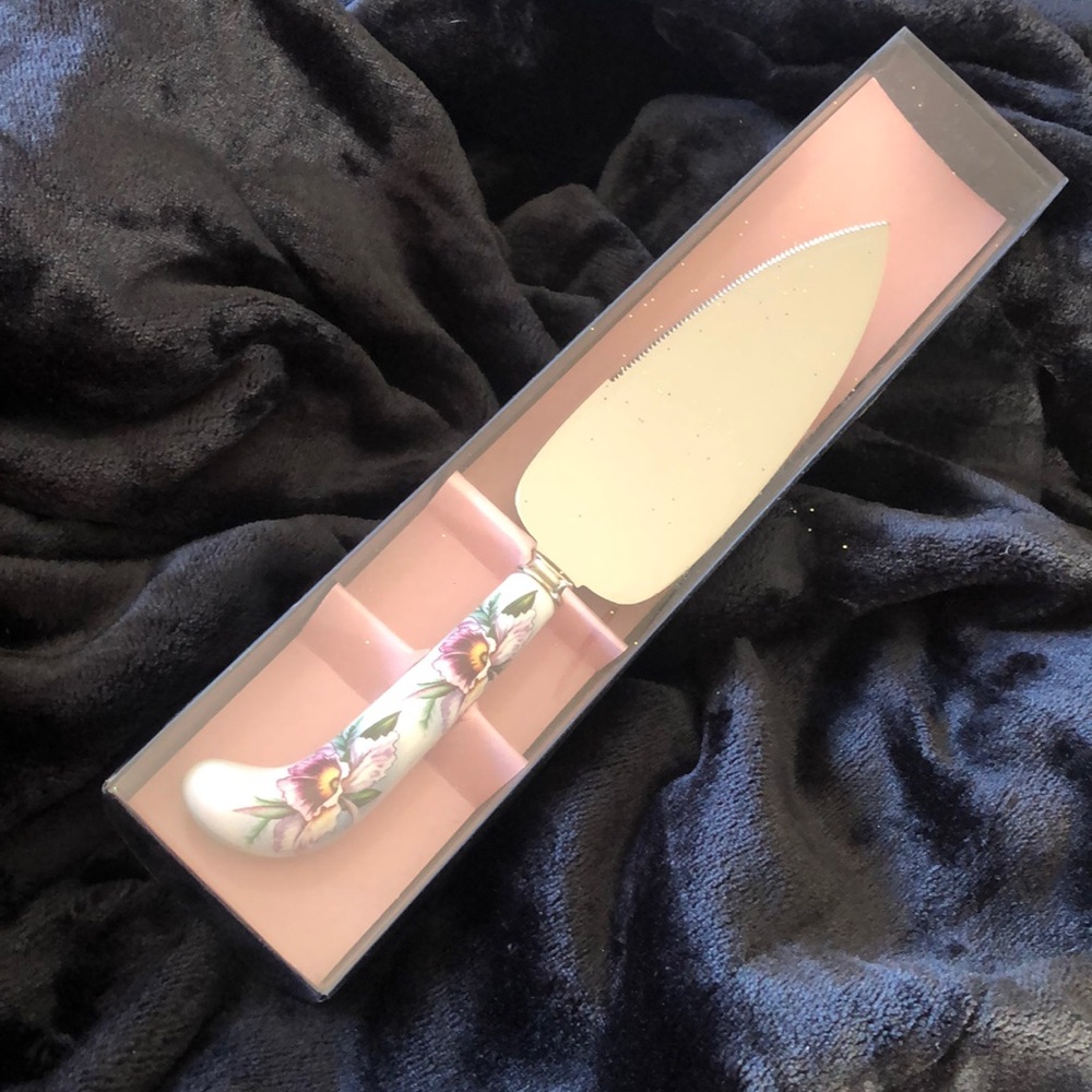 Wedding Pastry server or pastry server